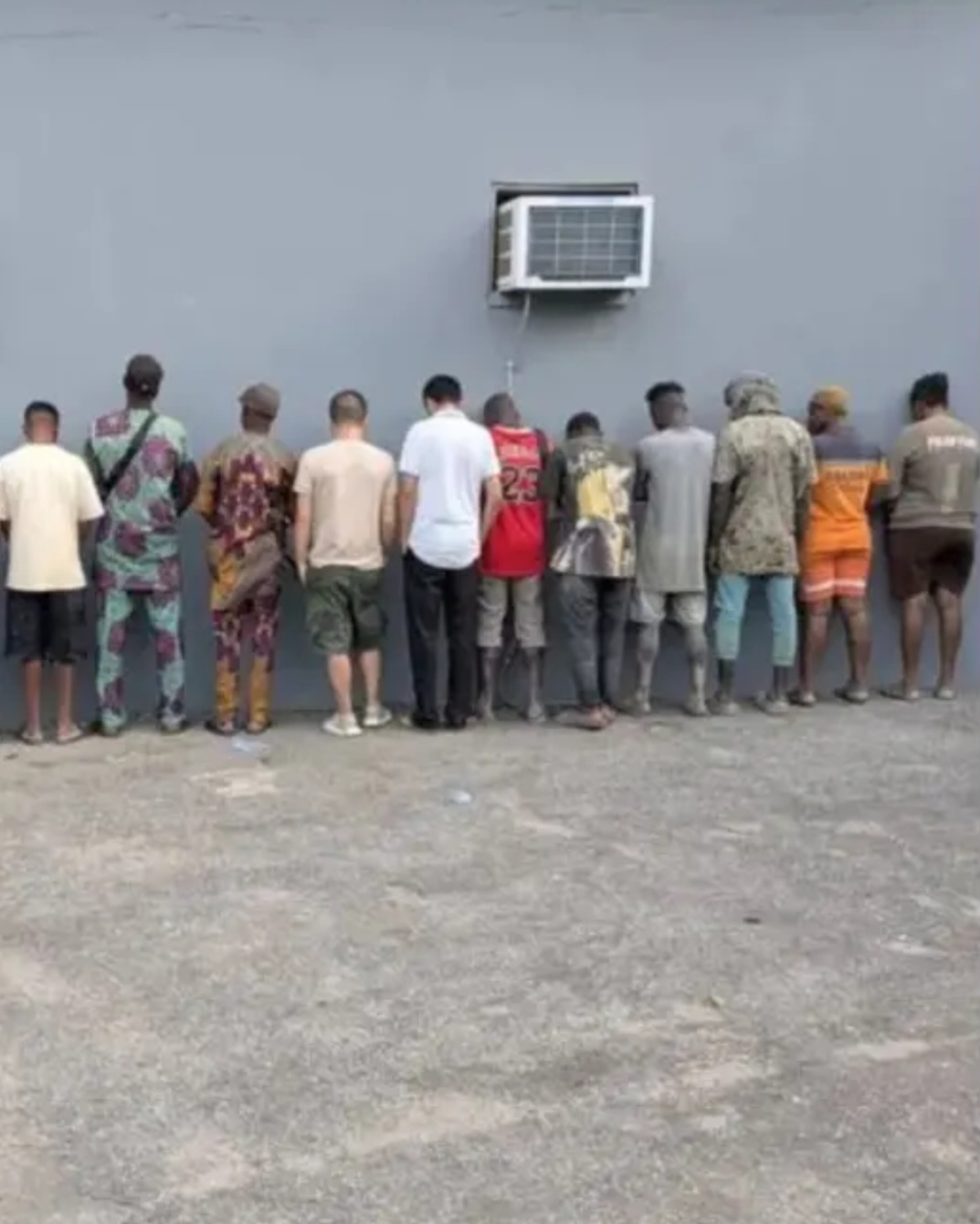 EFCC Arrests Six Nigerians And Two Chinese Nationals For Illegal Mining In Ogun