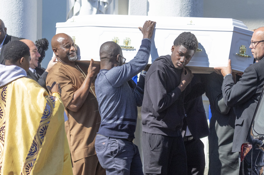 Corpse Of 16-Year-Old Nigerian Boy Recovered After He Drowned While Swimming In Ireland 9 Corpse Of 16-Year-Old Nigerian Boy Recovered After He Drowned While Swimming In Ireland