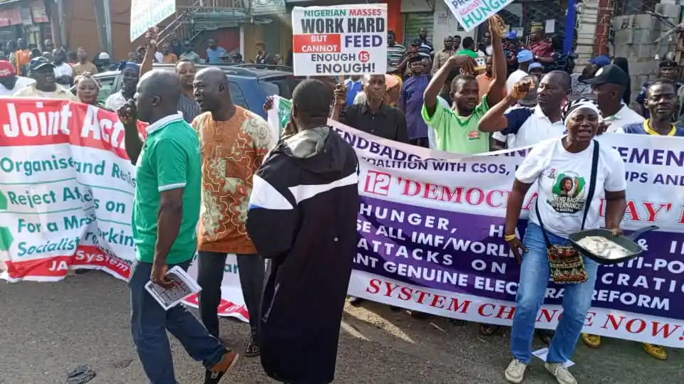 June 12: #EndBadGovernance Protest Begins In Lagos On Democracy Day [Photos]
