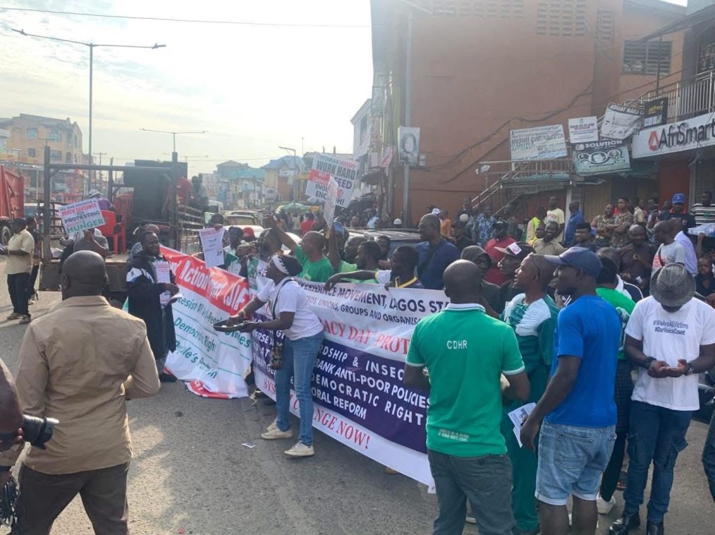 June 12: #EndBadGovernance Protest Begins In Lagos On Democracy Day [Photos]