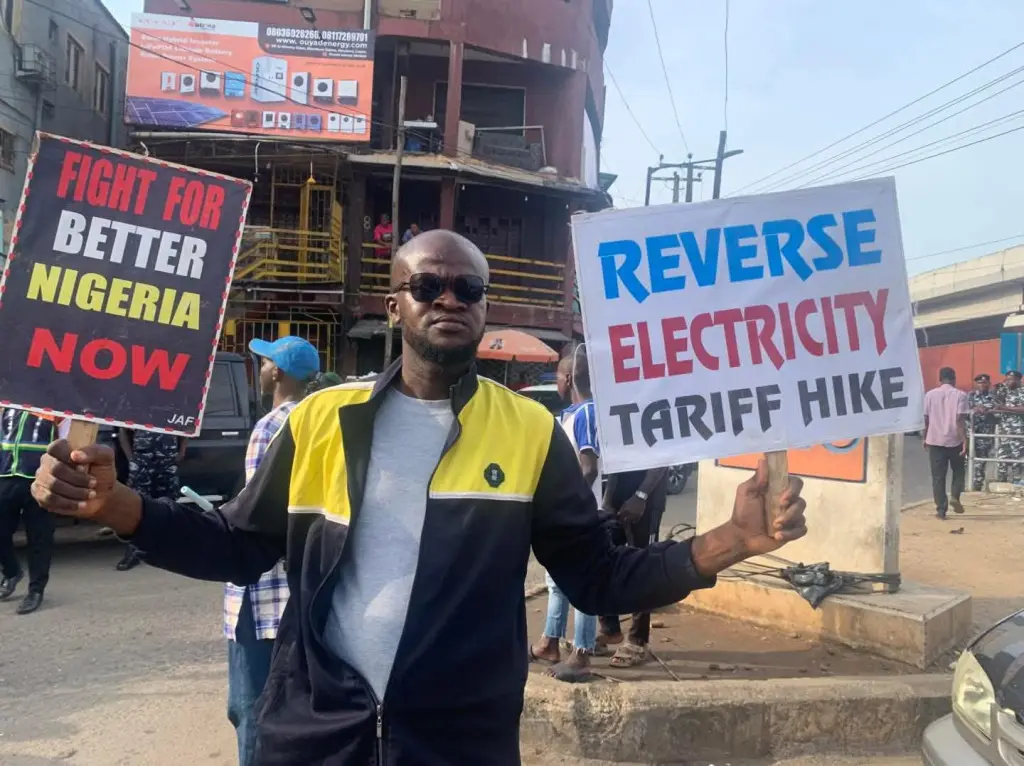June 12: #EndBadGovernance Protest Begins In Lagos On Democracy Day [Photos]