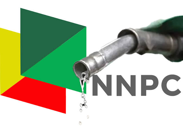 NNPC Hikes Petrol Price To N915 Per Litre In Lagos, N945 In Abuja