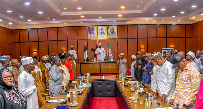 Niger Governor Umaru Bago Dissolves Cabinet, Retains SSG, CoS 1 Niger Governor Umaru Bago Dissolves Cabinet, Retains SSG, CoS