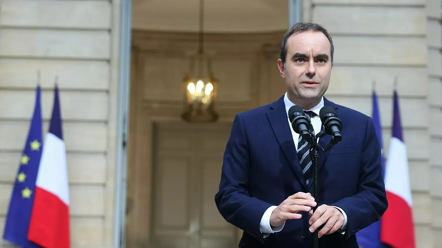 France’s Prime Minister Sébastien Lecornu Resigns After Just Weeks In Office