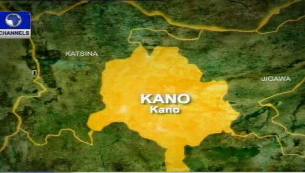 Man Lynched By Angry Mob After Slitting Cleric’s Throat Inside Kano Mosque
