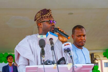 FG Declares Public Holidays For Christmas, New Year Celebrations