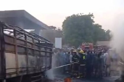 Fire Destroys Three Vehicles And Power House At Oyo Filling Station