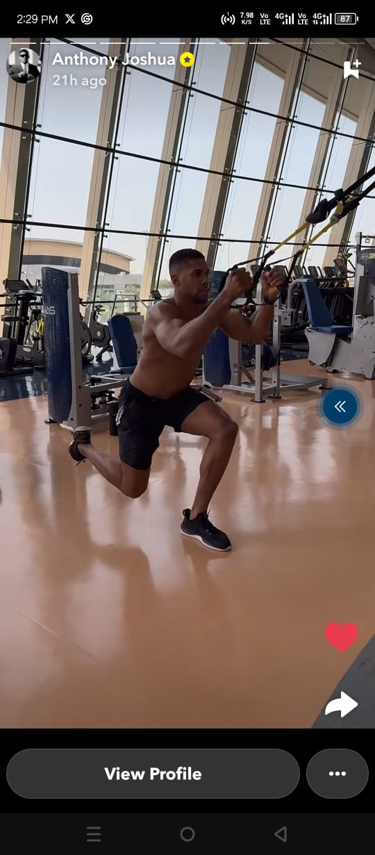 Anthony Joshua Returns To Training Weeks After Tragic Car Accident [Photos]