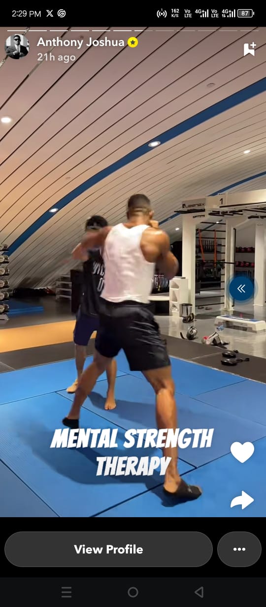 Anthony Joshua Returns To Training Weeks After Tragic Car Accident [Photos]