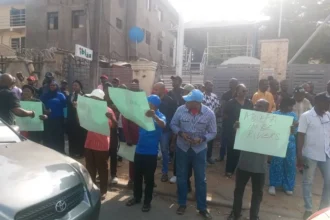 NLC, FCTA Workers Protest At Abuja Industrial Court, Demand Nyesom Wike’s Removal