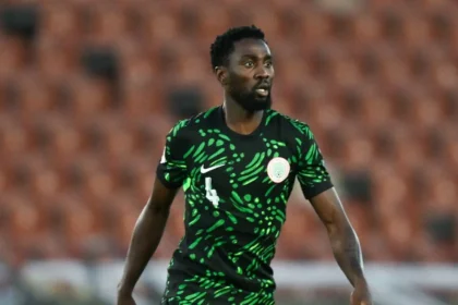 Super Eagles Captain Wilfred Ndidi Loses Father In Fatal Car Accident