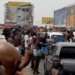 Protesters Block Onitsha Head Bridge Over Soludo's Market Closure [Video]