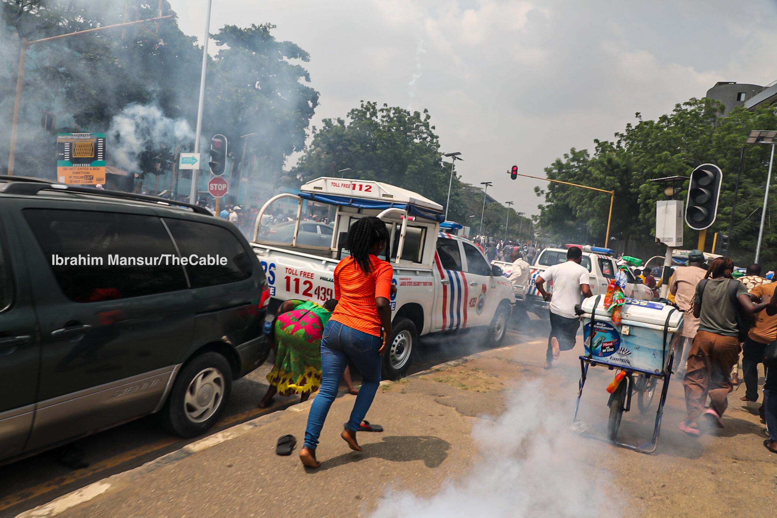 Police Fire Teargas At Residents Protesting Demolitions At Lagos Assembly 2