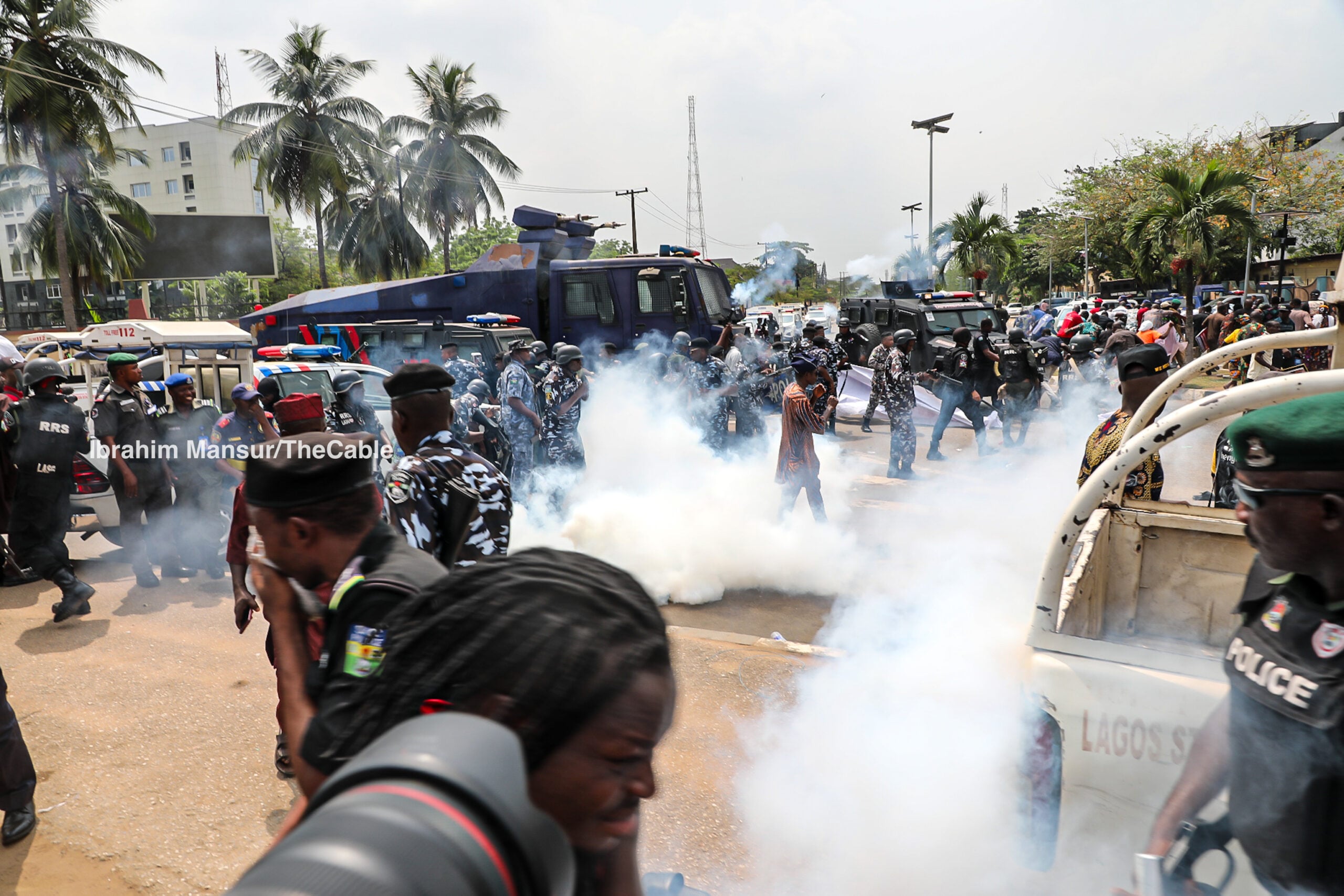 Police Fire Teargas At Residents Protesting Demolitions At Lagos Assembly