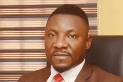 Edo LGA Chairman Booed Out Of Office After Being Impeached