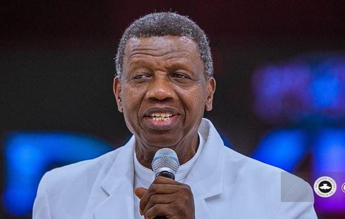 "Eliminate Terrorists Within 90 Days Or Resign" - Pastor Adeboye Tells Service Chiefs 4 "Eliminate Terrorists Within 90 Days Or Resign" - Pastor Adeboye Tells Service Chiefs