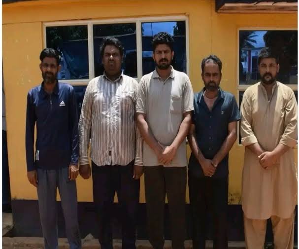 Police Arrest Five Pakistanis in Benue Over Suspicious Activities, Recover 35 Phones