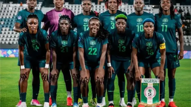 SUPER FALCONS