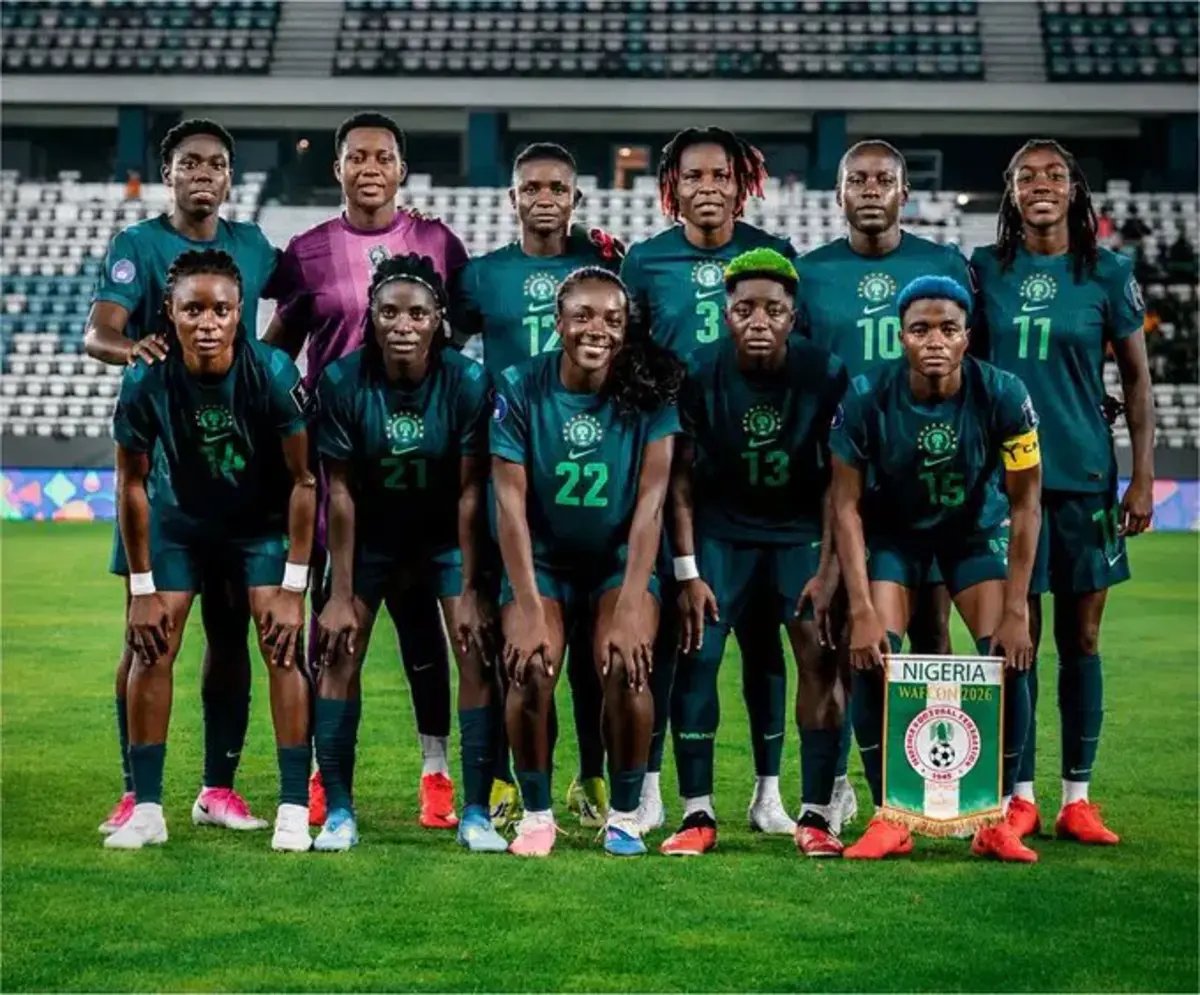 SUPER FALCONS