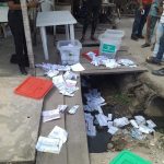 APC Thugs disrupt voting in Isolo / Ago Palace Way - PHOTONEWS 3