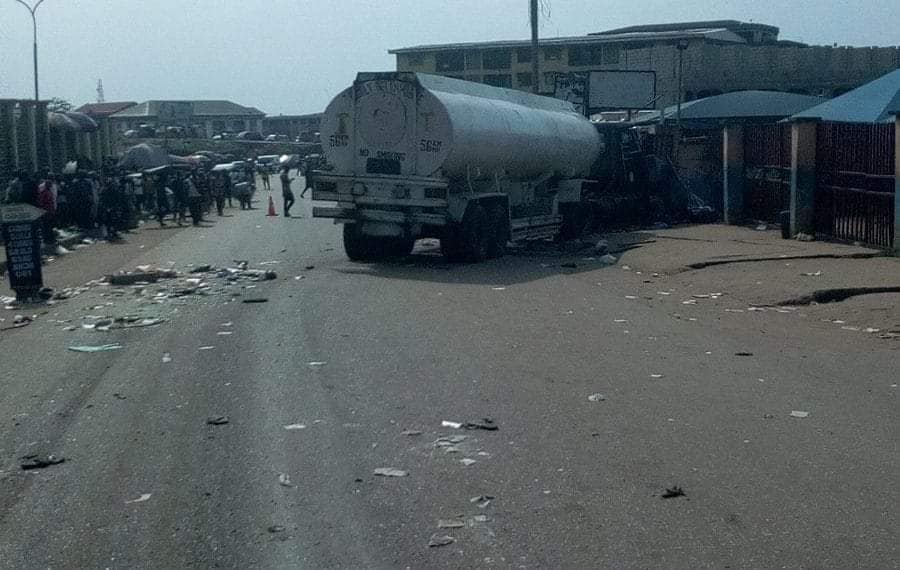 7 Persons Confirmed Dead As Tanker Driver Knocks Down 19 Persons In Onitsha [Photos] 16