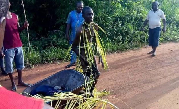 Man Stripped Naked And Banished From Imo Community Over Murder [Photo] 17