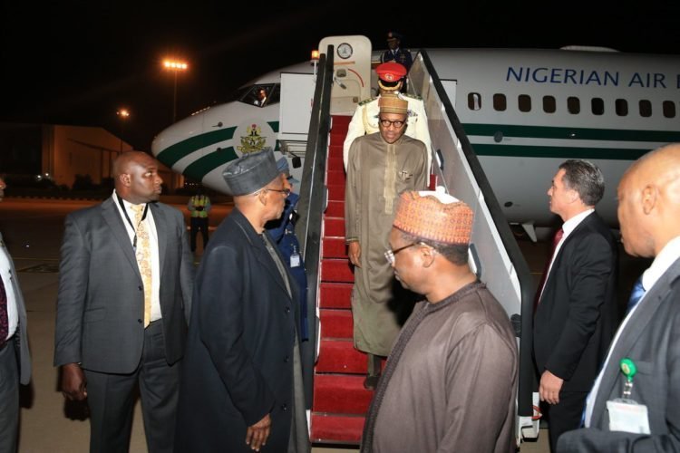 President Buhari Arrives Jordan For World Economic Forum [Photos] 14